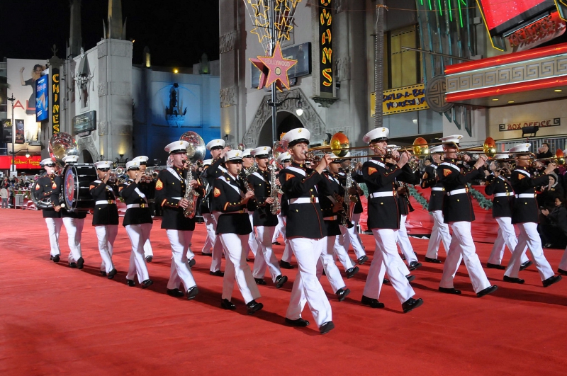 Hollywood Christmas Parade - Marines